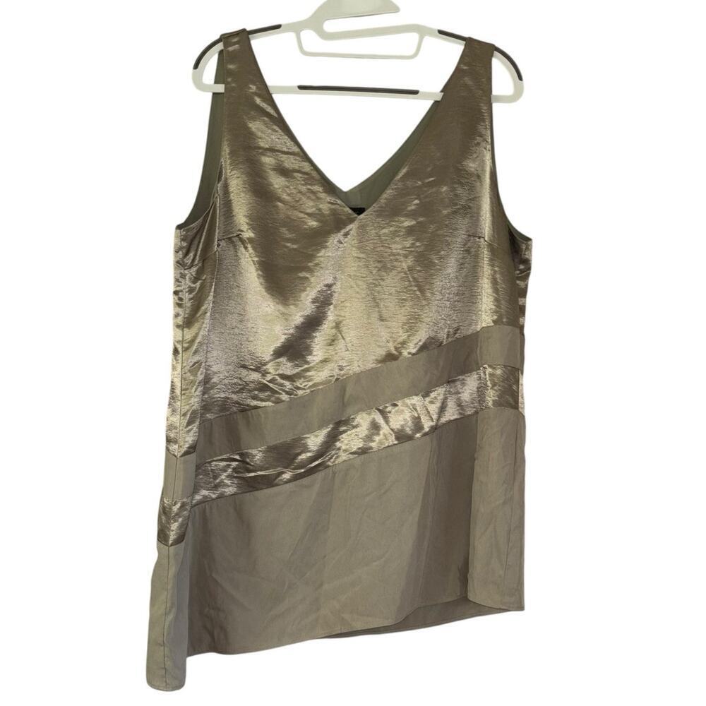 Banana Republic Satin Chiffon Asymmetrical Olive Green Top Women’s Sz L Workwear